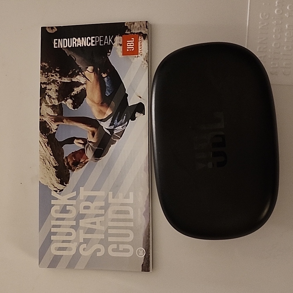 Jbl endurance peak II black in ear headphones